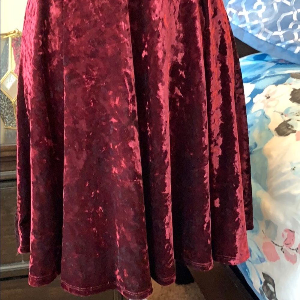 Dress - Picture 3 of 7